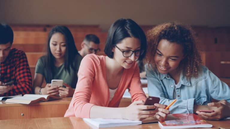 phone insurance for university students